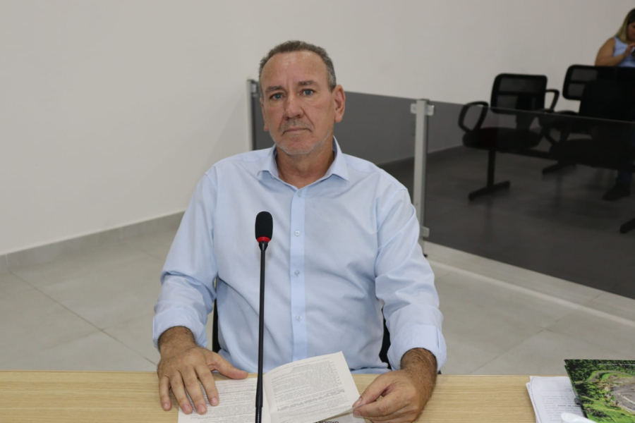 Professor Antônio destina recursos para eventos culturais, campo de futebol e saúde