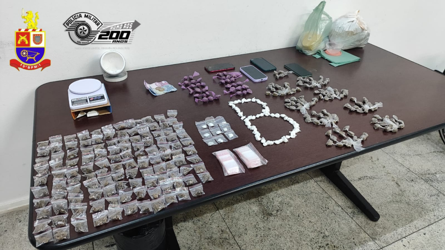 Polícia Militar prende homem e mulher por tráfico de drogas em Americana